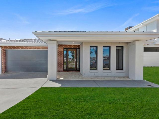 Stunning 4 bedroom home!