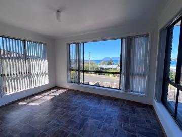 Stunning 4 Bedroom Home with Maria Island Views – Prime Orford Location