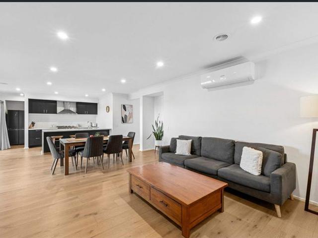 Stunning 4 Bedroom Home with Beautiful Views!