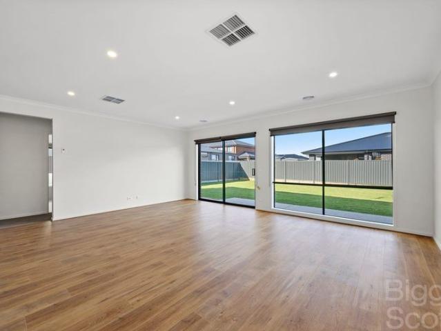Stunning 4 Bedroom Home in Alfredton Apply Today!