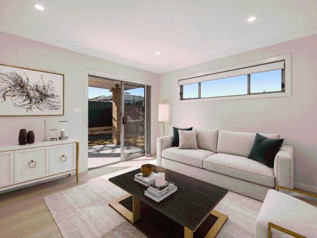 STUNNING 4 BEDROOM HOME IN PRIME LOCATION