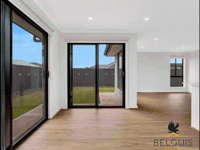 Stunning 4 Bedroom home in Roberts Farm with Study