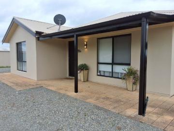 Stunning 4 bedroom home on 12.6 hectares 30 acres with stunning views of the Clare Valley
