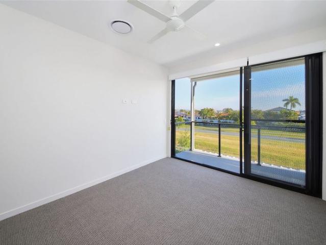 Stunning 4 Bedroom in Helensvale