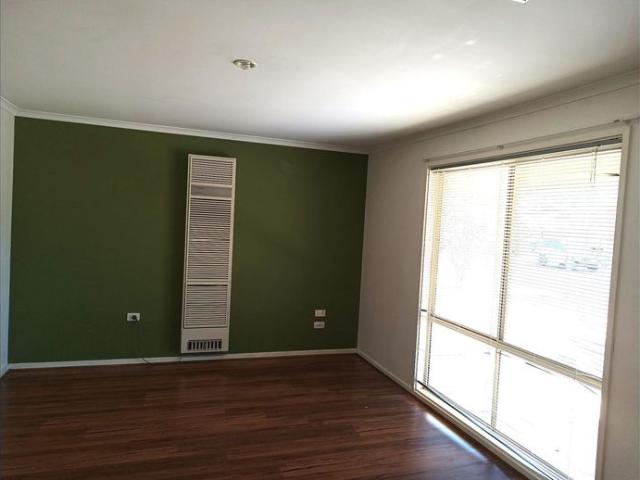 STUNNING 4 BEDROOM WITH LARGE SHED