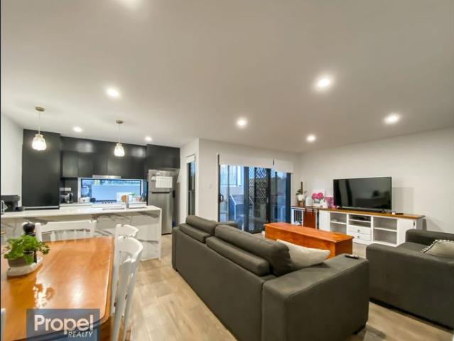 Stunning 4 bedroom townhouse