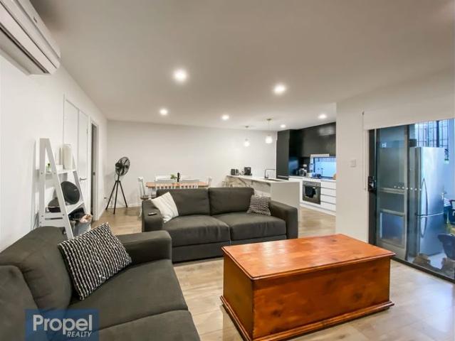 Stunning 4 bedroom townhouse