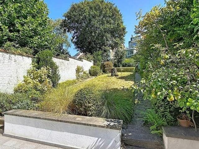 Stunning 4B house – garden/terrace – garage – 227 m²