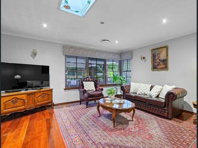 STUNNING 4x2 FAMILY HOME IN MELVILLE