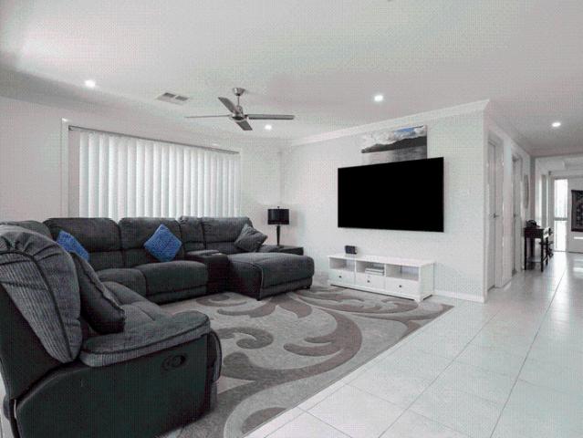 Stunning 5 Bedroom Double Storey Family Home!
