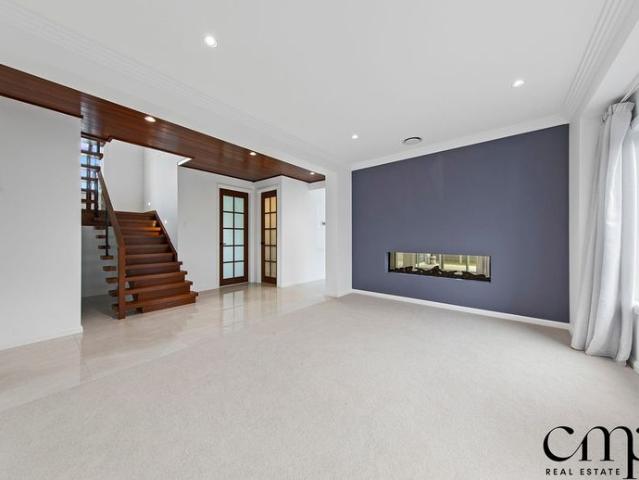 Stunning 5 Bedroom Family Home