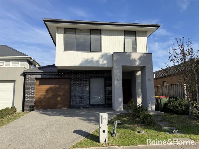 Stunning 5 Bedroom Family Home in a Prime Williams Landing Location