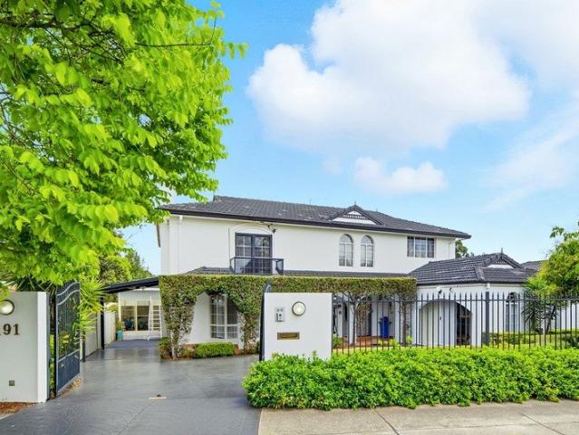 ? Stunning 5 Bedroom Full Brick Double storey Home