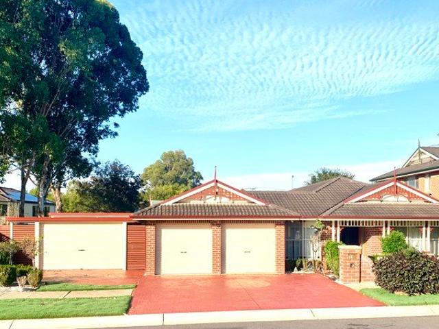Stunning 5 bedroom home in Harrington Park!