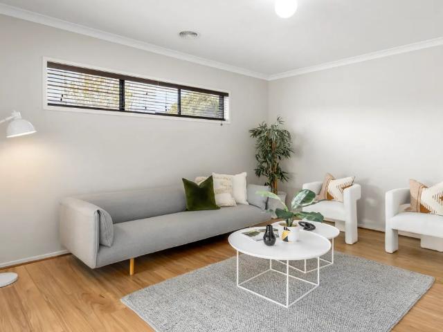 Stunning 5 Bedroom Home Lara