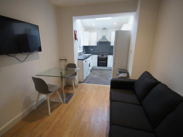 Stunning 6 Bed Student Houseshare