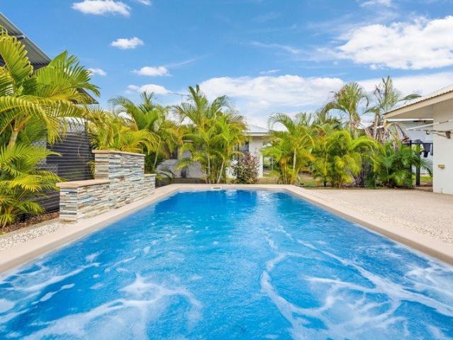Stunning 6 Bedroom Executive Home with Solar & Pool! 6 months fixed term lease