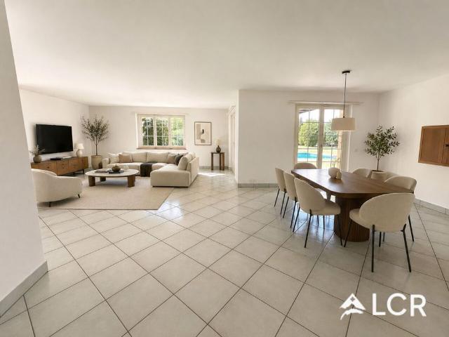 Stunning 6.5 room family villa
