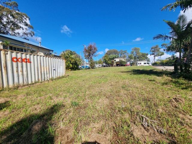 Stunning 1012m2 Cleared Block Power Pole Building Plans Bonus Shipping Container Walk to ferry
