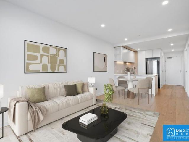 Stunning 15th Floor Apartment in Box Hill – Panoramic Views & Resort Style Living