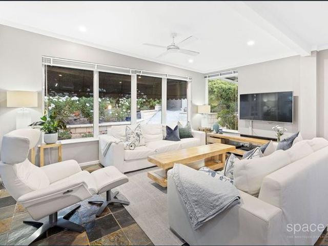 STUNNING 1960's CHARM IN CITY BEACH