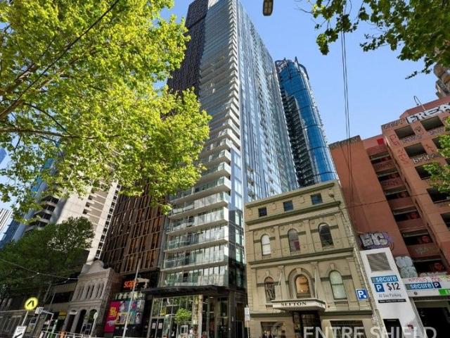 Stunning 1 Bed CBD Apartment Perfect for City Living & Investment Opportunity!