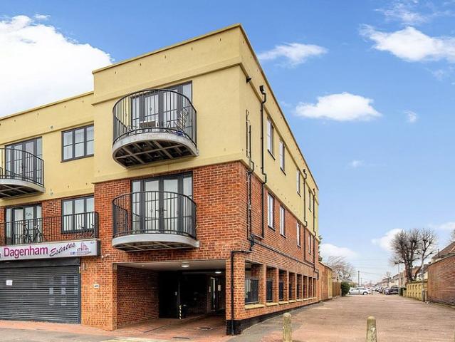 Stunning 1 Bed Flat in Dagenham, RM8