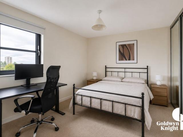 Stunning 1 Bedroom Apartment Limehouse