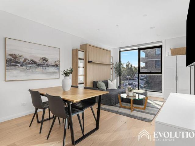 Stunning 1 Bedroom Apartment + Study Nook Opposite Tallawong Metro