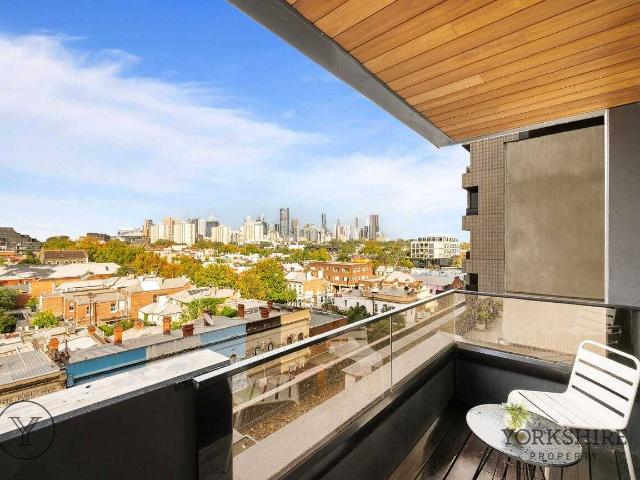 Stunning 1 Bedroom Apartment with City Views