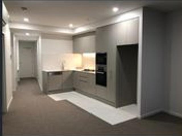 STUNNING 1 BEDROOM APARTMENT WITH EXPANSIVE VIEWS