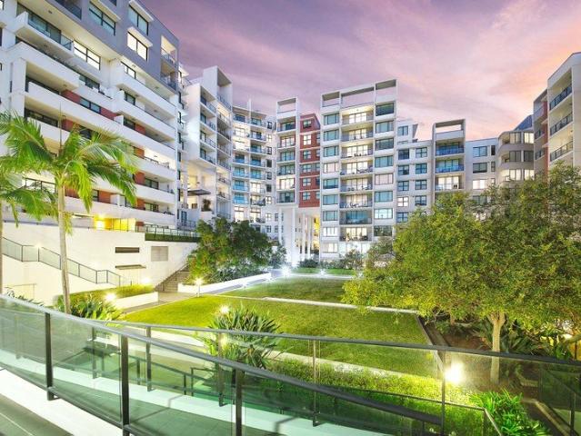 Stunning 1 bedroom apartment with resort style facilities in trendy Ultimo
