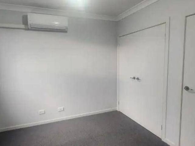 Stunning 1 Bedroom Granny Flat!