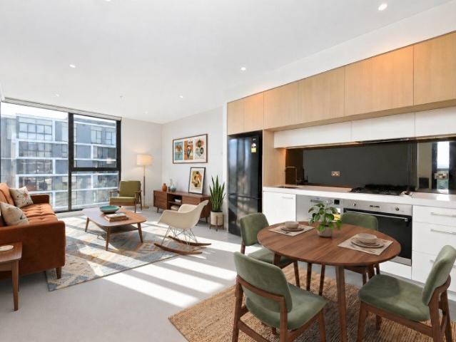STUNNING 1 BEDROOM + FLEXI ROOM APARTMENT @ 'CENTRALE' NORTH RYDE