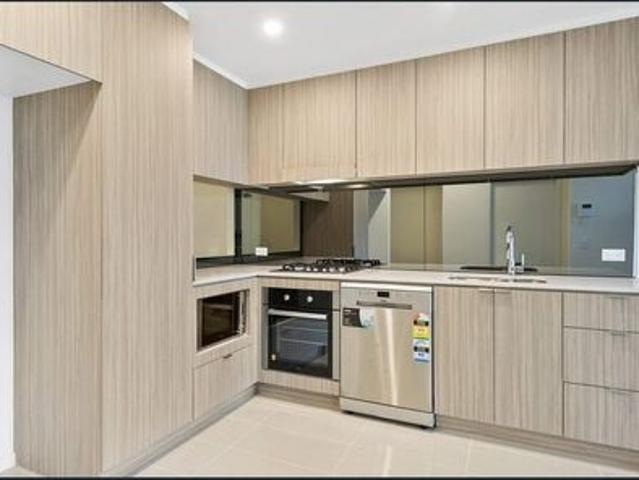 Stunning 1 Bedroom plus 1 Study Apartment!