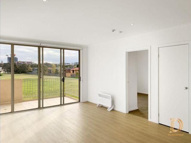 Stunning 2 Bed 2 Bath 1 Carspace Apartment with Amazing Parkland Views! Property is for sale. Prefer 6 month initial lease term