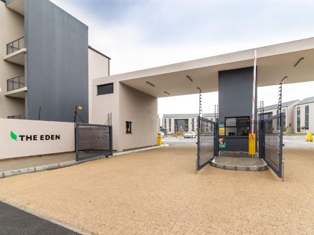 Stunning 2 bed 2 bath apartment to rent in The Eden, Parklands!