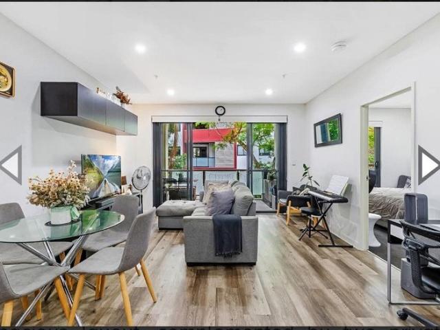 Modern Style and Recently Built 2 Bedroom, 2 Bathroom Apartment near Train Station for SALE!