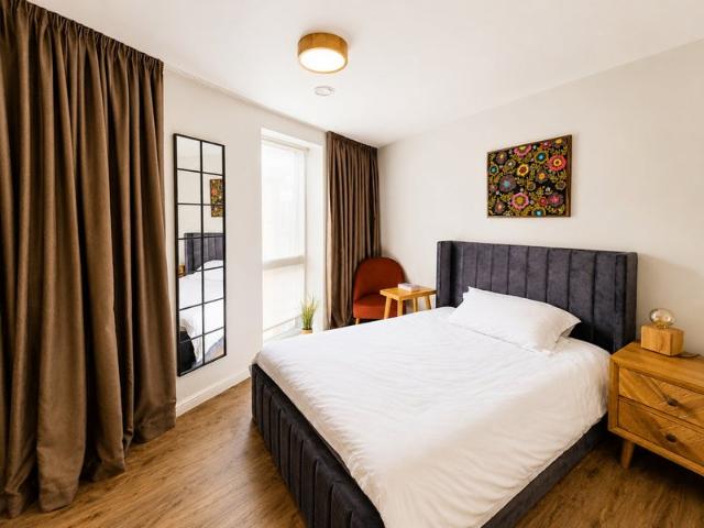 ! Stunning 2 bed City Centre flat!