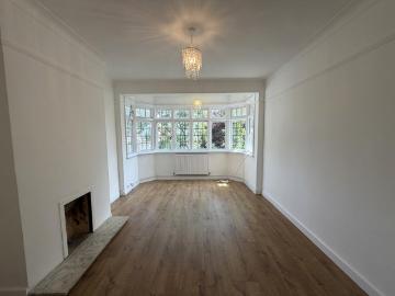Stunning 2 bed flat to rent in SE26