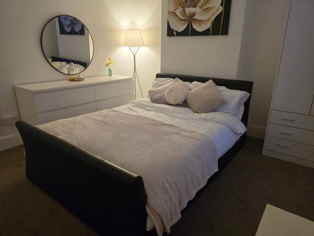 Stunning 2 bed house in Nottingham