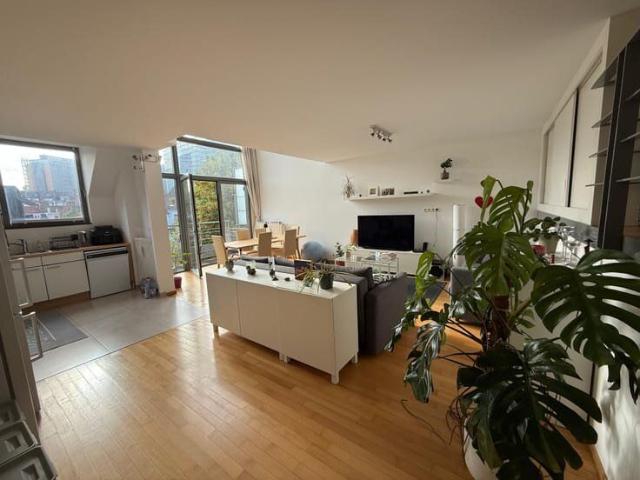 Stunning 2 bedroom, 120 m² apartment with A/C in EU district