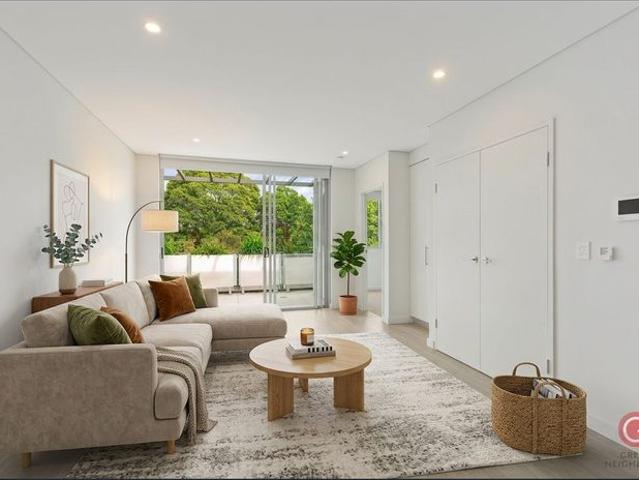 Top Floor Quiet & Leafy As new 2 beds 2 baths Secure parking Storage