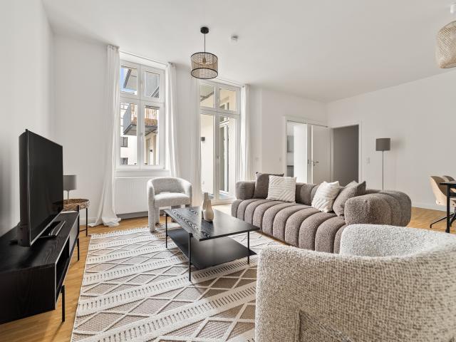 Stunning 2 Bedroom Apartment in Mitte