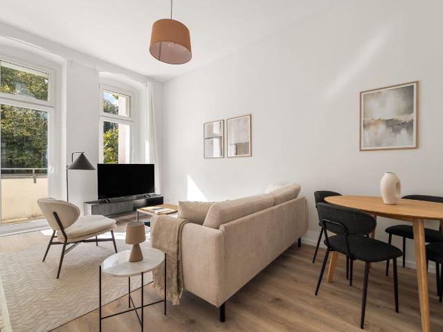 Stunning 2 Bedroom Apartment in Neukölln, Berlin Amsterdam Apartments for Rent