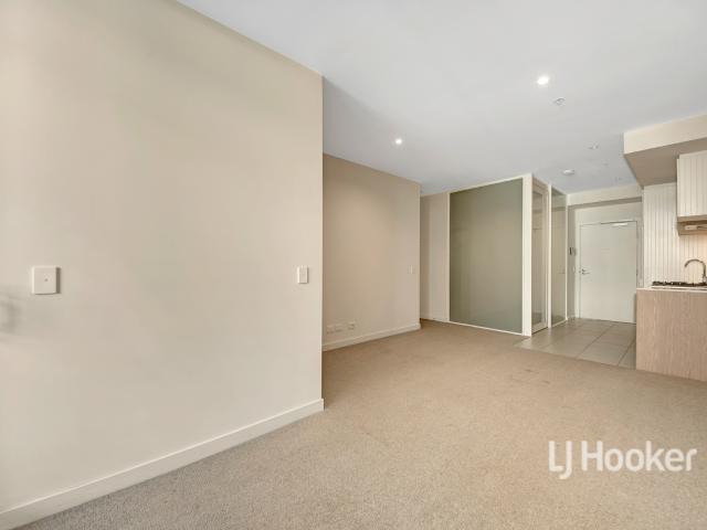Stunning 2 Bedroom Apartment in Caulfield North for Rent!