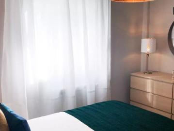 Stunning 2 bedroom apartment with terrace for rent near Metro in Ciudad Lineal