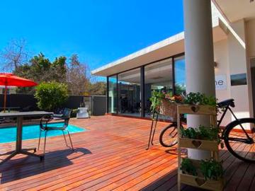 stunning 2 bedroom executive apartme.