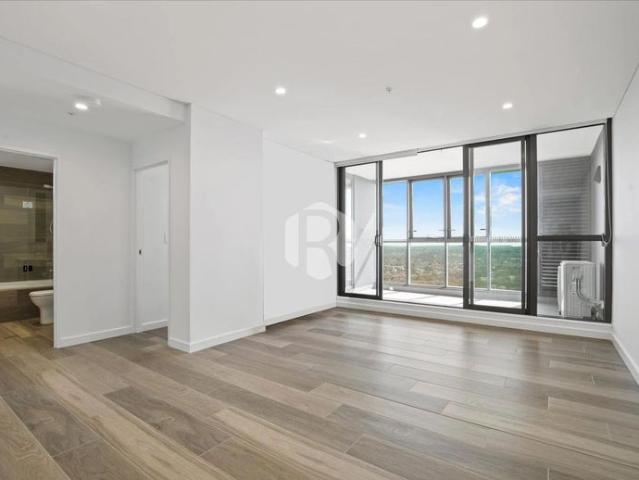 Stunning 2 Bedroom Luxury Apartment in the heart of Liverpool with Spectacular Views for LEASE!
