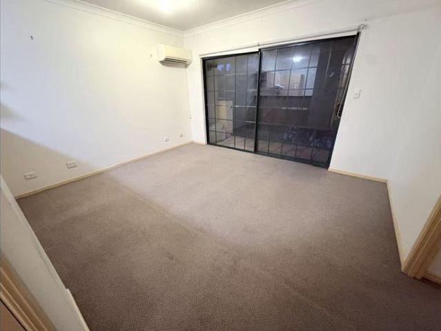 Stunning 2 bedroom unit for rent in Southport
